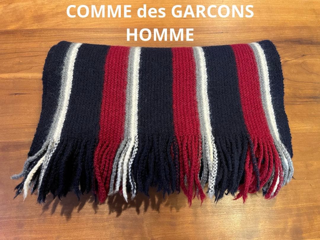 新品同様 コムデギャルソン マフラー COMME des GARCONS