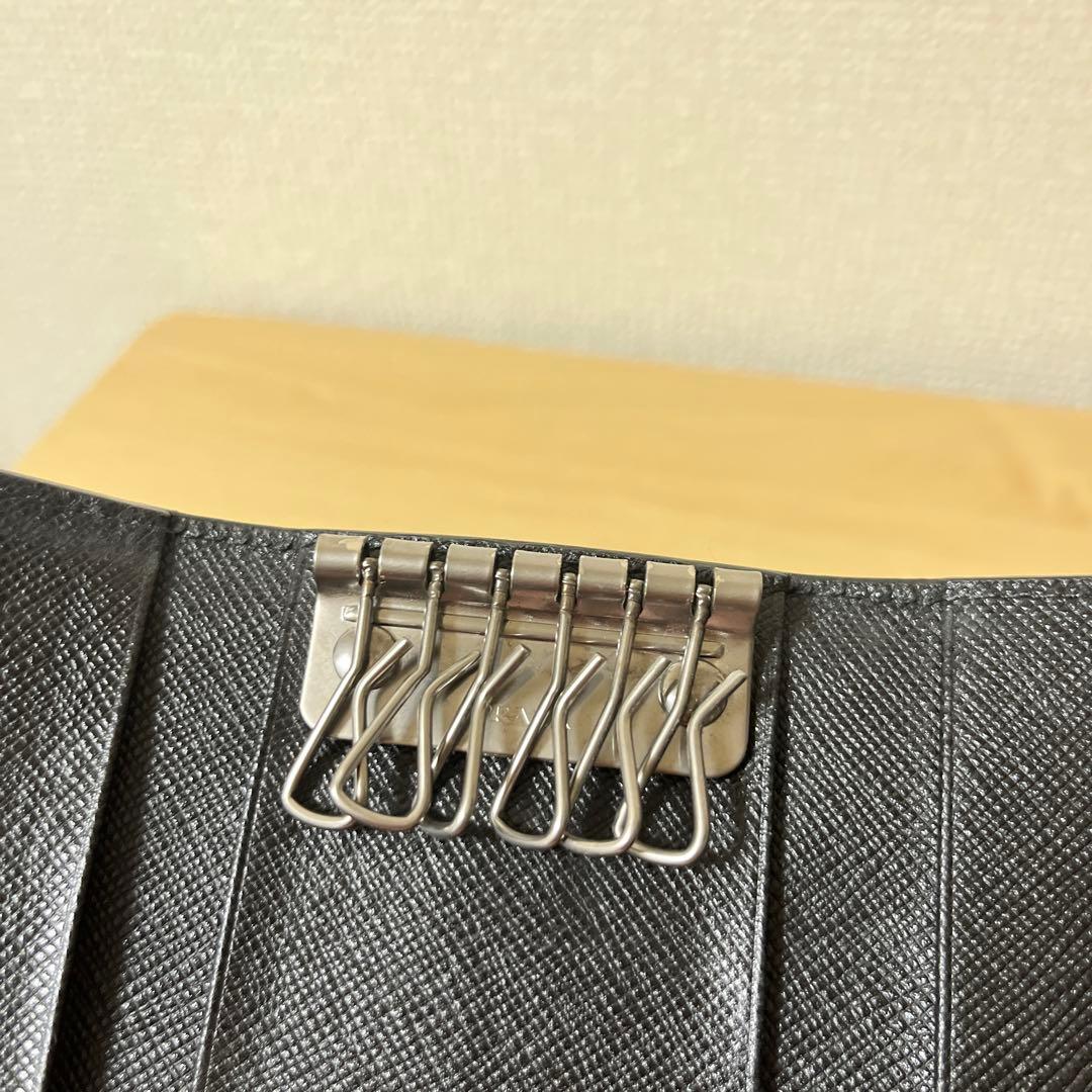 PRADA プラダ　サフィアーノトライアングルキーケース　キーケース