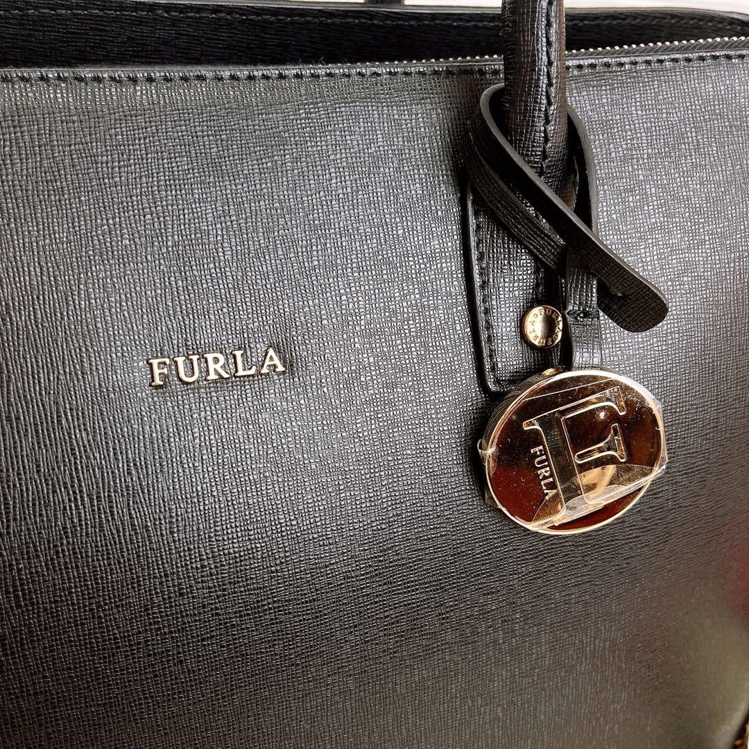 未使用☆FURLAフルラ トートバッグ レザー ブラック 大きい鞄 A4収納