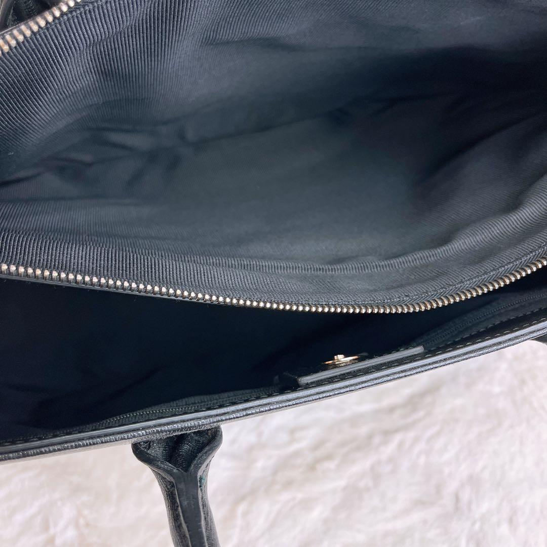 未使用☆FURLAフルラ トートバッグ レザー ブラック 大きい鞄 A4収納