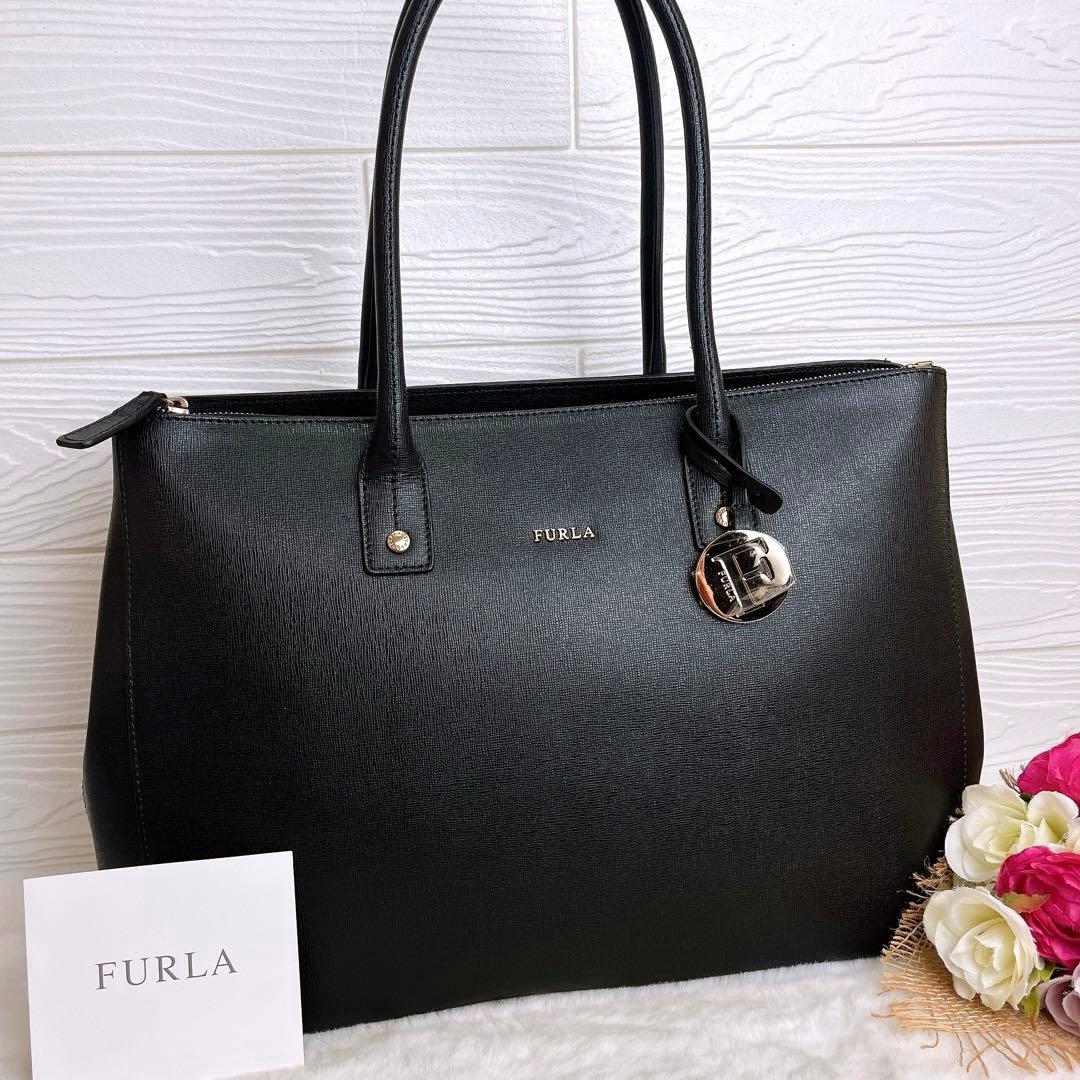 未使用☆FURLAフルラ トートバッグ レザー ブラック 大きい鞄 A4収納