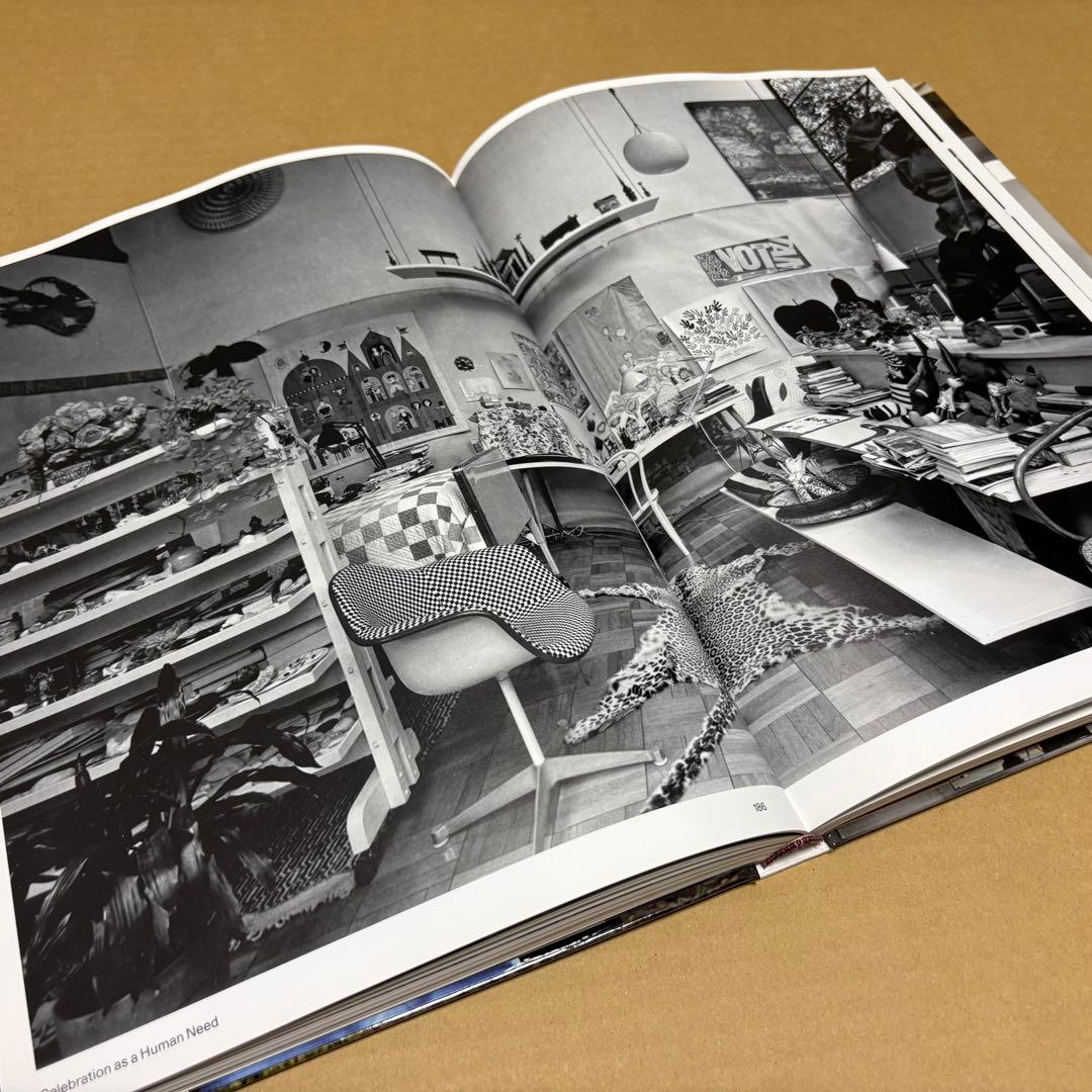 【中古洋書】THE WORLD OF CHARLES AND RAY EAMES