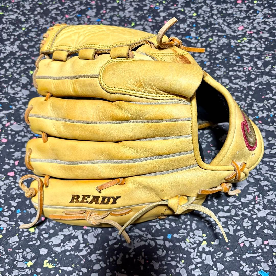 ナイキ NIKE 投手用 軟式用 グローブ ピッチャー Ready MVP 野球