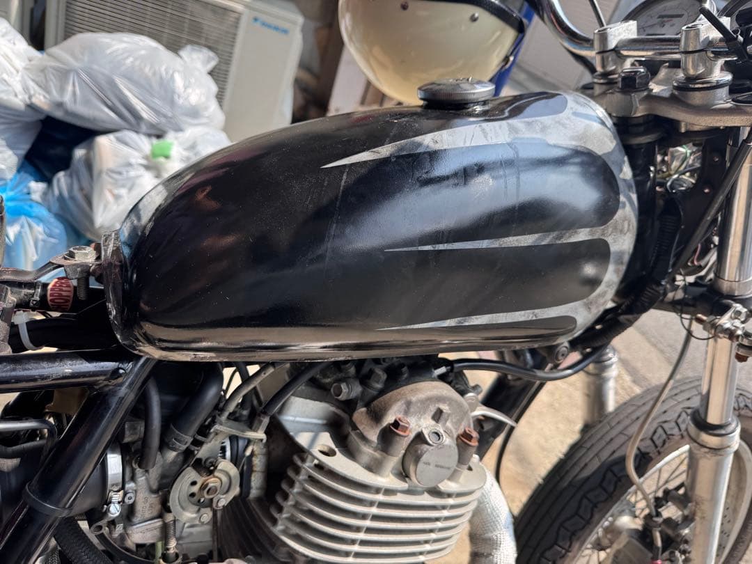 SR400 ガソリンタンク