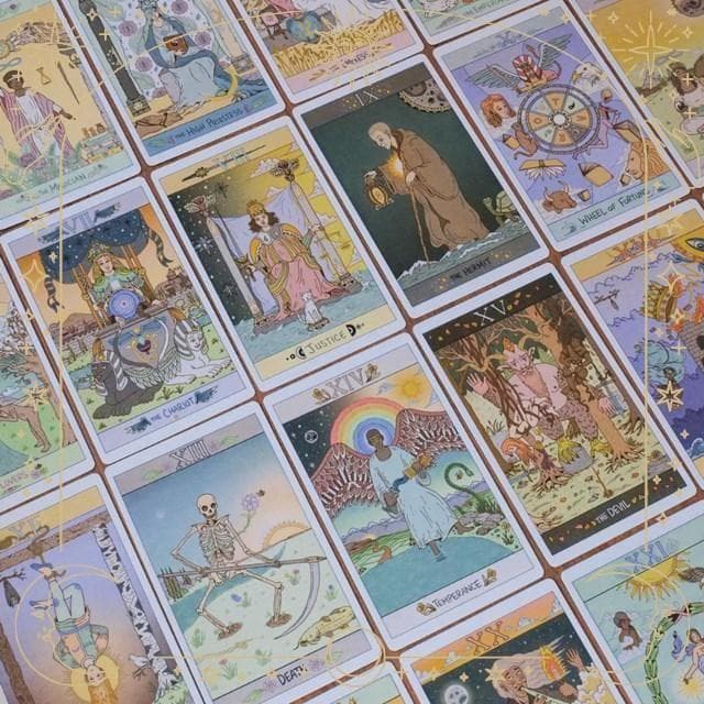 ★正規品タロットカード★心を優しく温める柔らかなカラーパレット✨月と太陽のデッキ