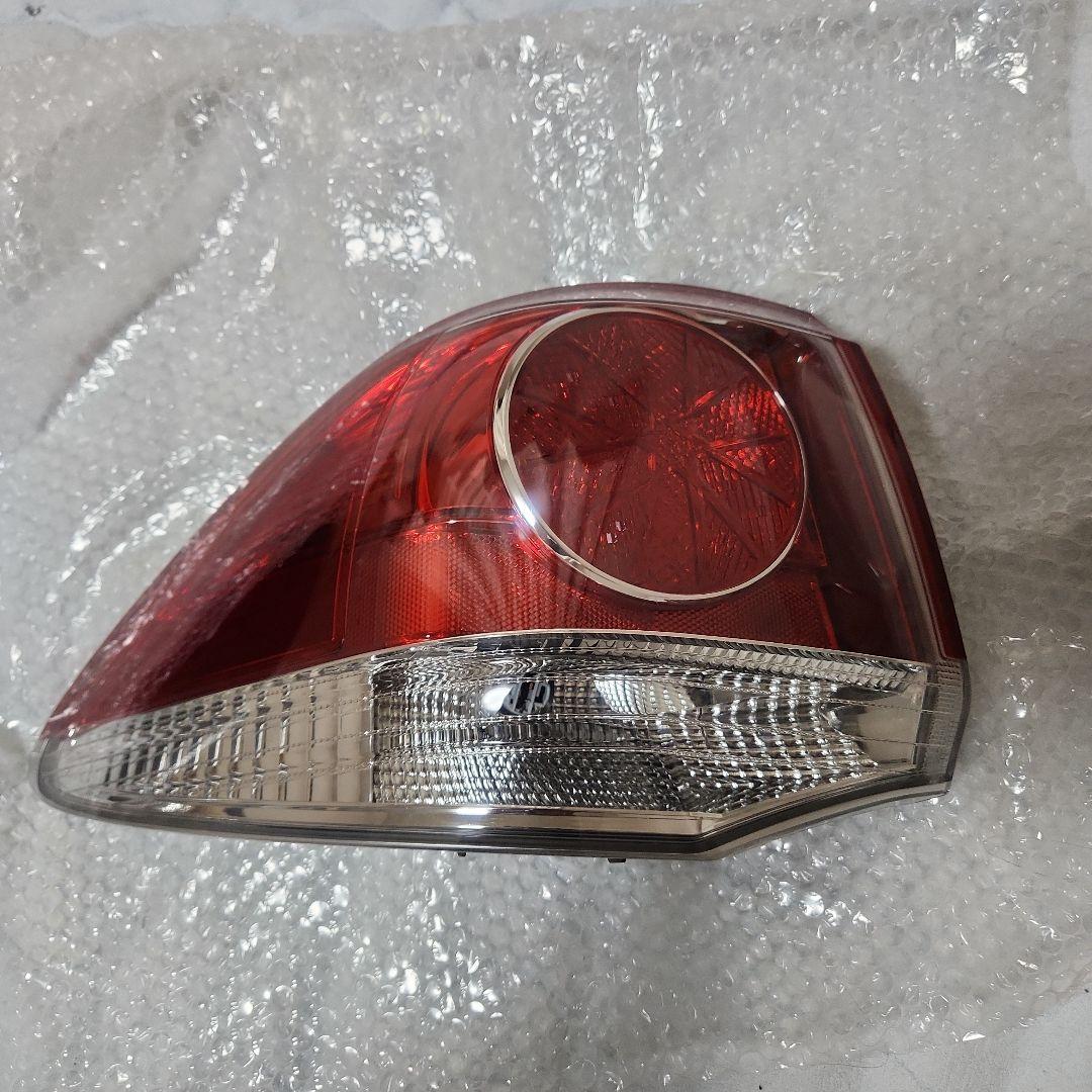 クラウン200系アスリート後期テールランプ