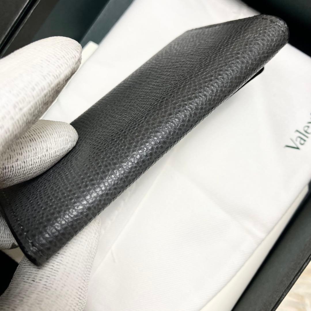 【新品同様】 ヴァレクストラ キーケース レザー シルバーフック