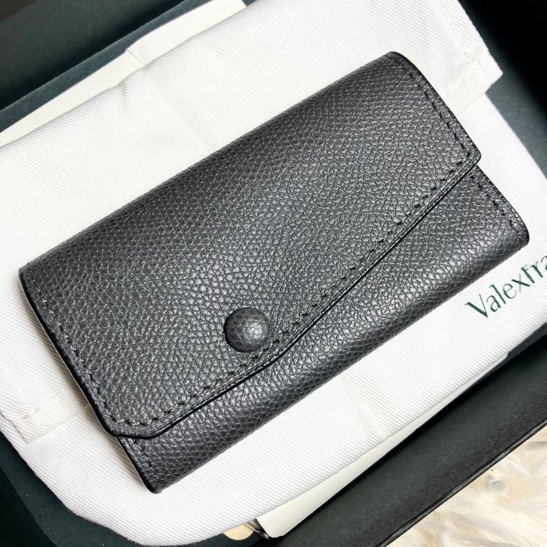 【新品同様】 ヴァレクストラ キーケース レザー シルバーフック