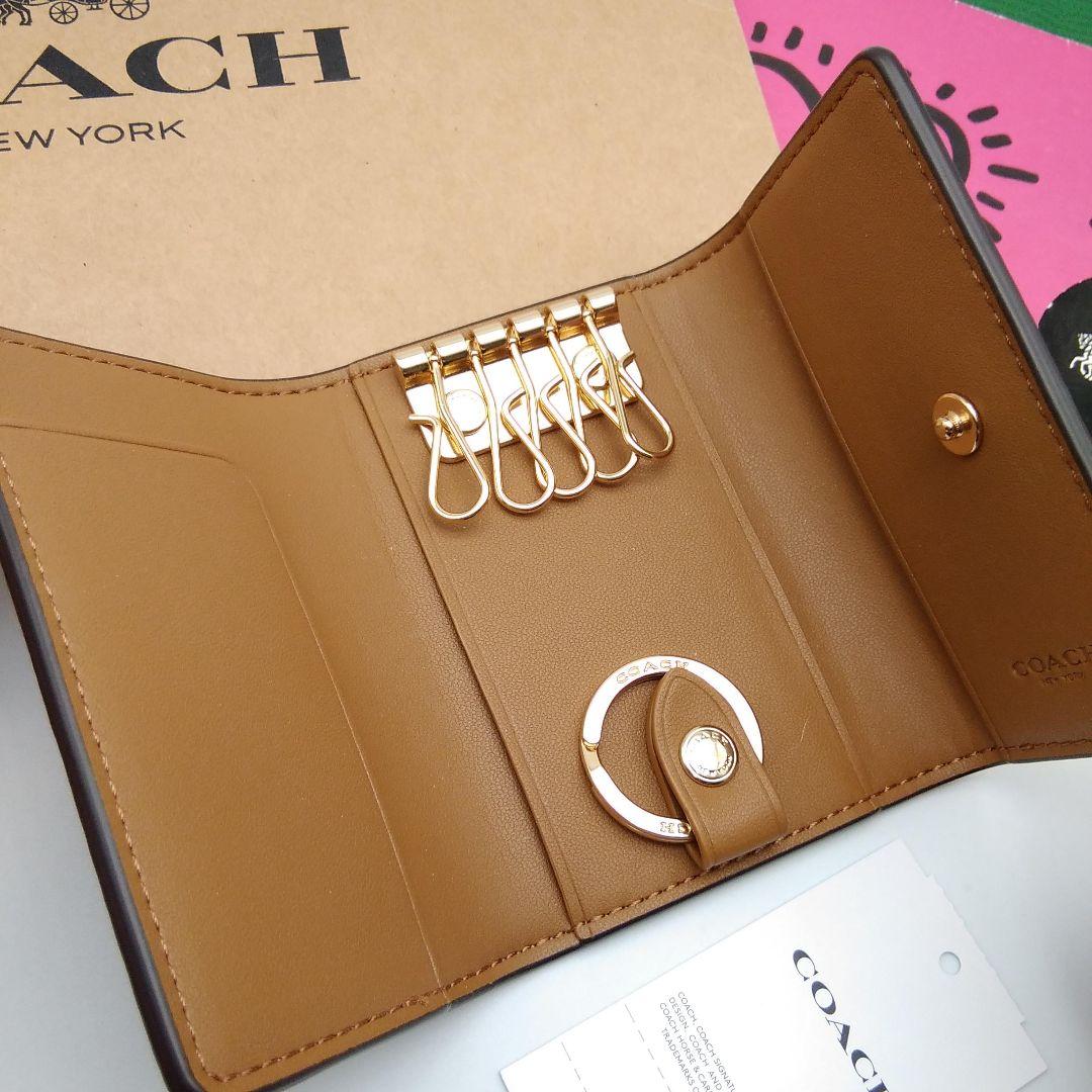 新品　COACH　キーケース　キーリング　花柄　フラワー