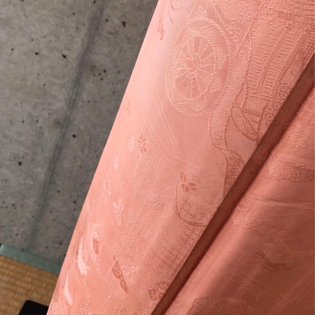 正絹　色無地　地紋あり　一つ紋　袷