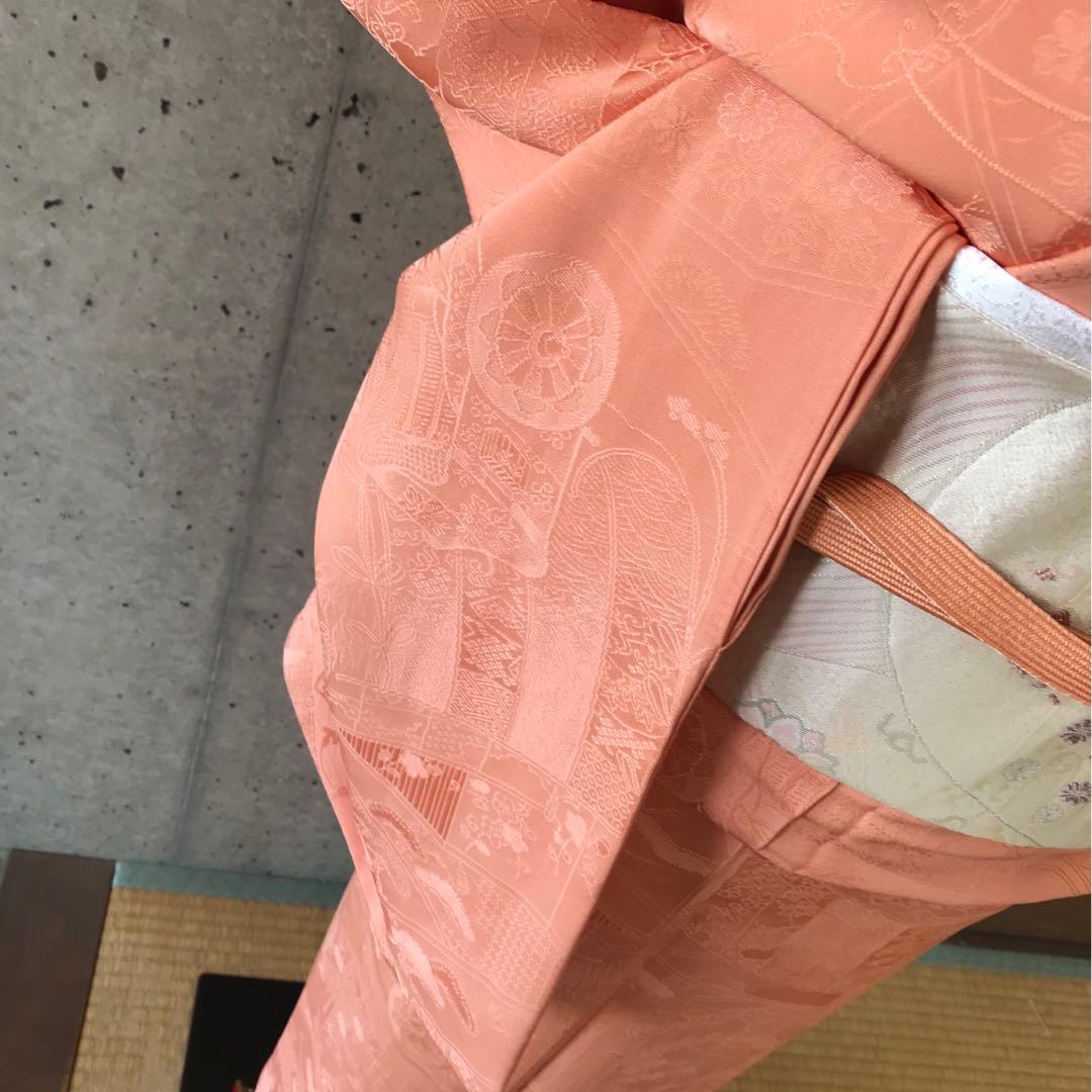 正絹　色無地　地紋あり　一つ紋　袷