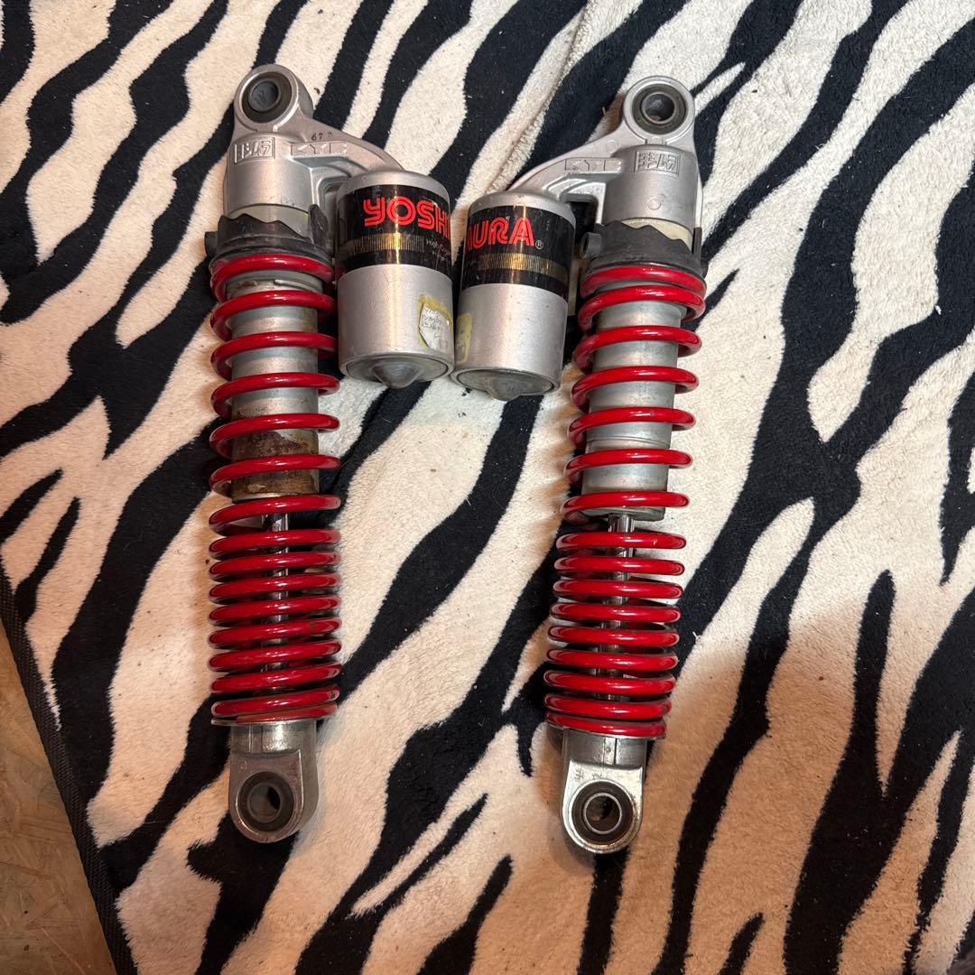 YOSHIMURA サスペンションショック シルバー/レッド