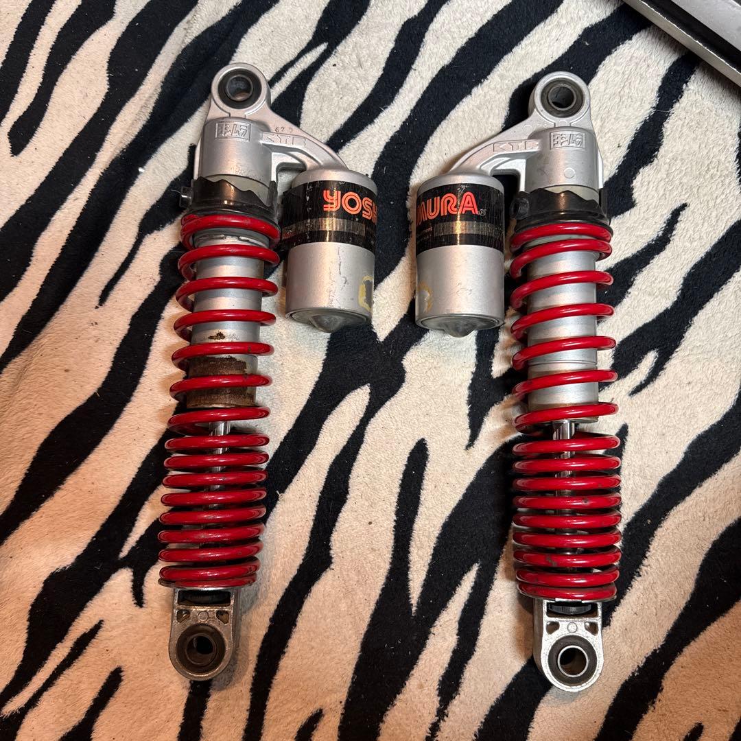 YOSHIMURA サスペンションショック シルバー/レッド