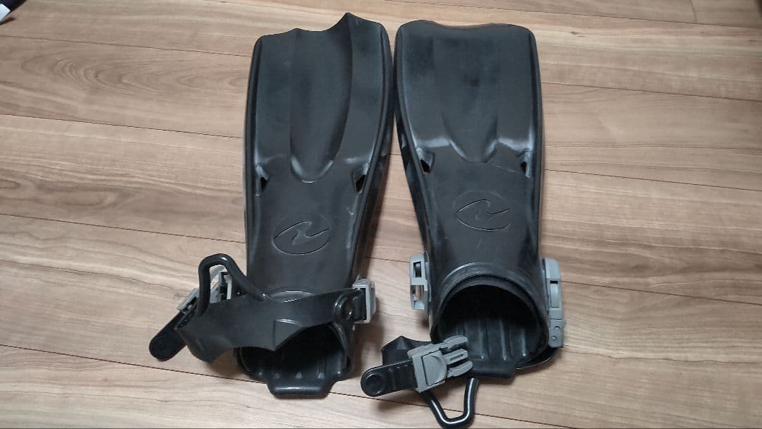 【美品】Aqua Lung ウェットスーツと軽器材セット