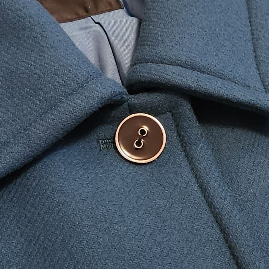 【美品】ダーマコレクション 袖ベルト 上質 ウールコート Lサイズ