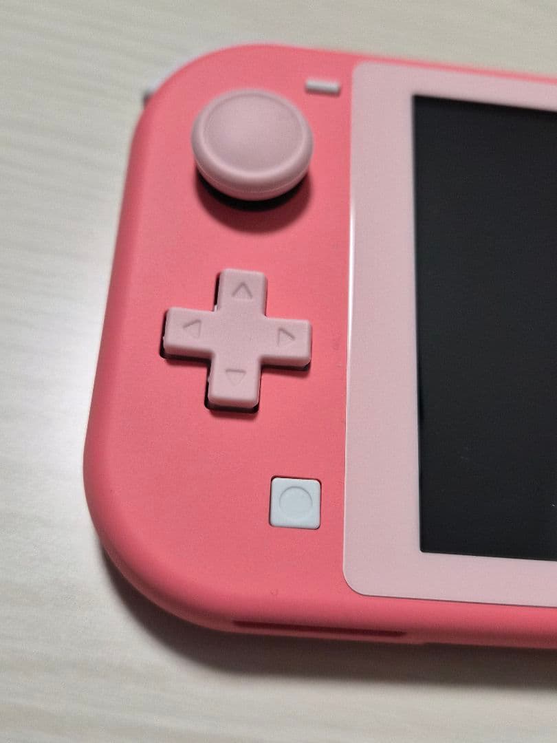 【美品】Nintendo Switch Lite コーラルピンク