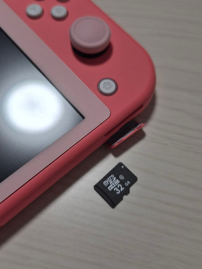 【美品】Nintendo Switch Lite コーラルピンク