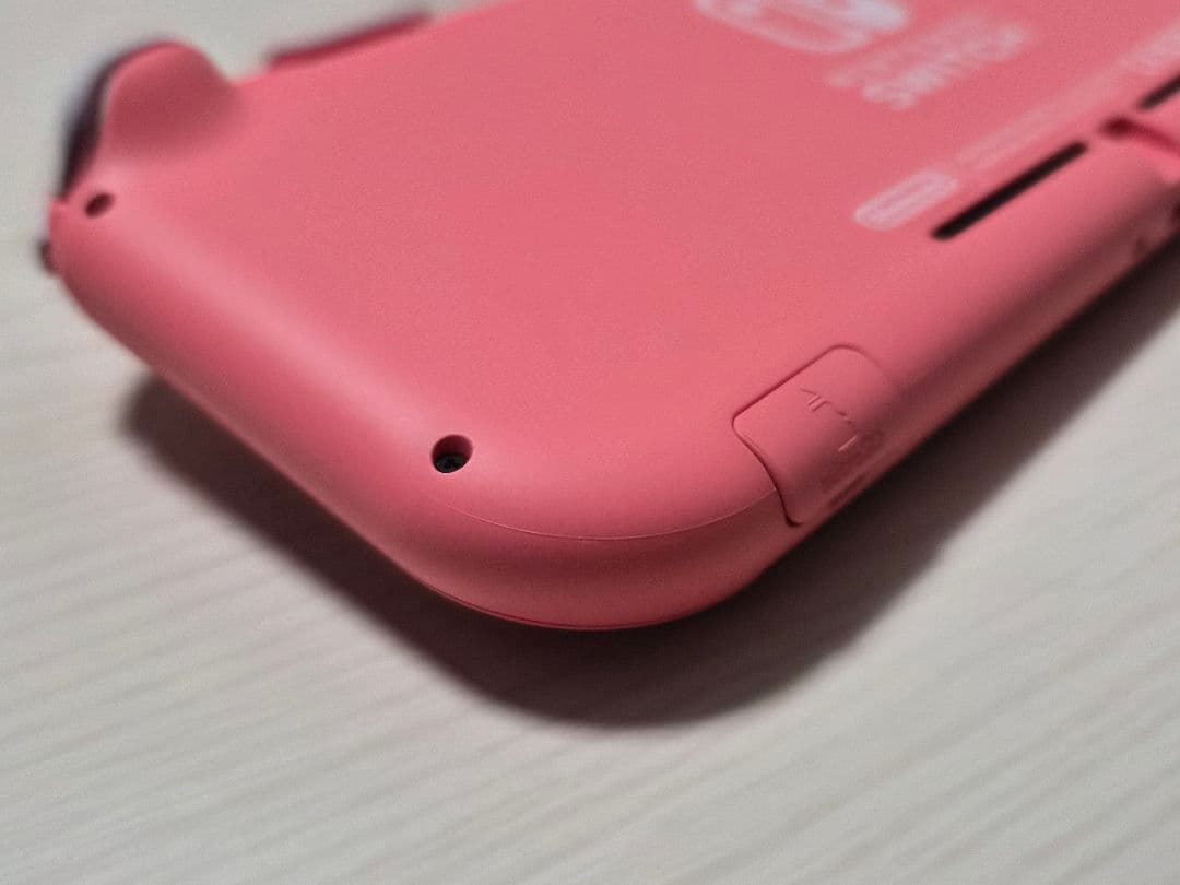 【美品】Nintendo Switch Lite コーラルピンク