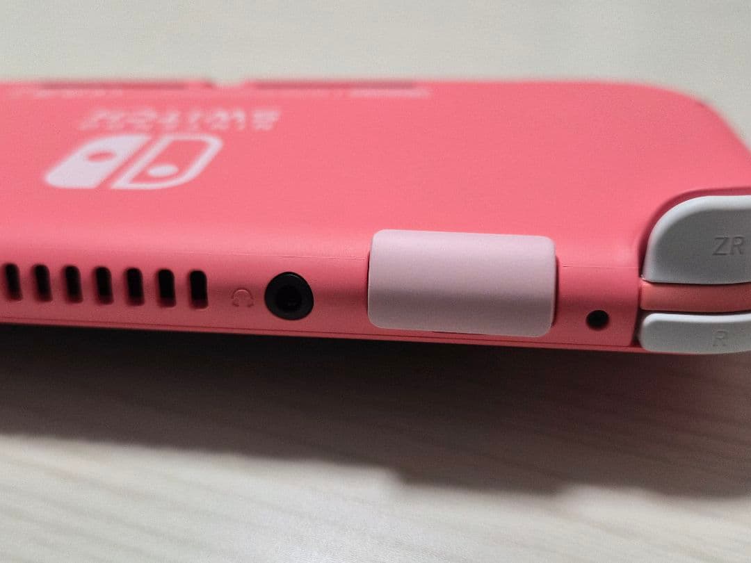 【美品】Nintendo Switch Lite コーラルピンク