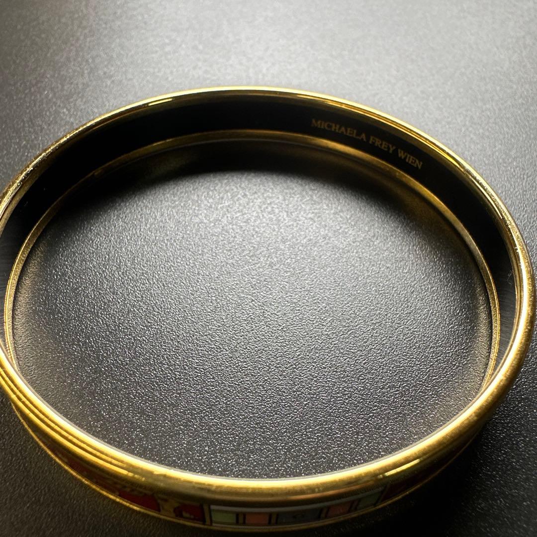 MICHAELA FREY バングル　ゴールドカラー縁
