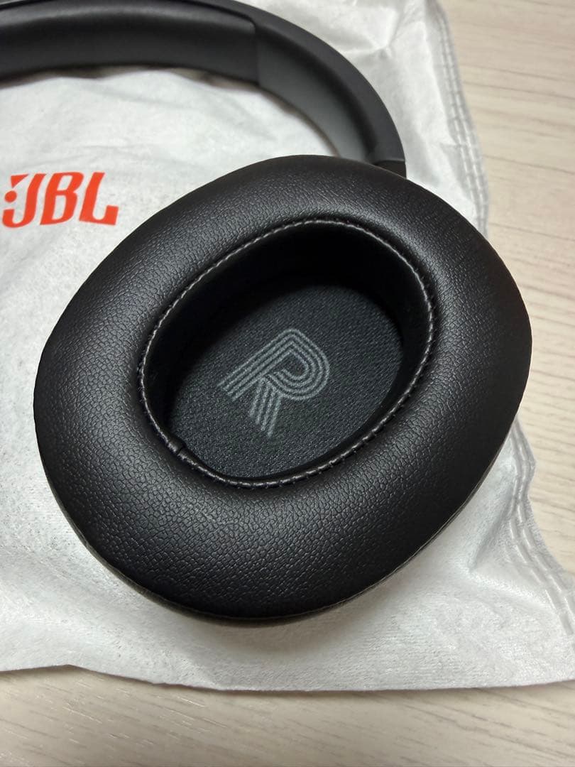 JBL TUNE 770NC ワイヤレス／有線 ノイキャンヘッドホン 箱付属品付