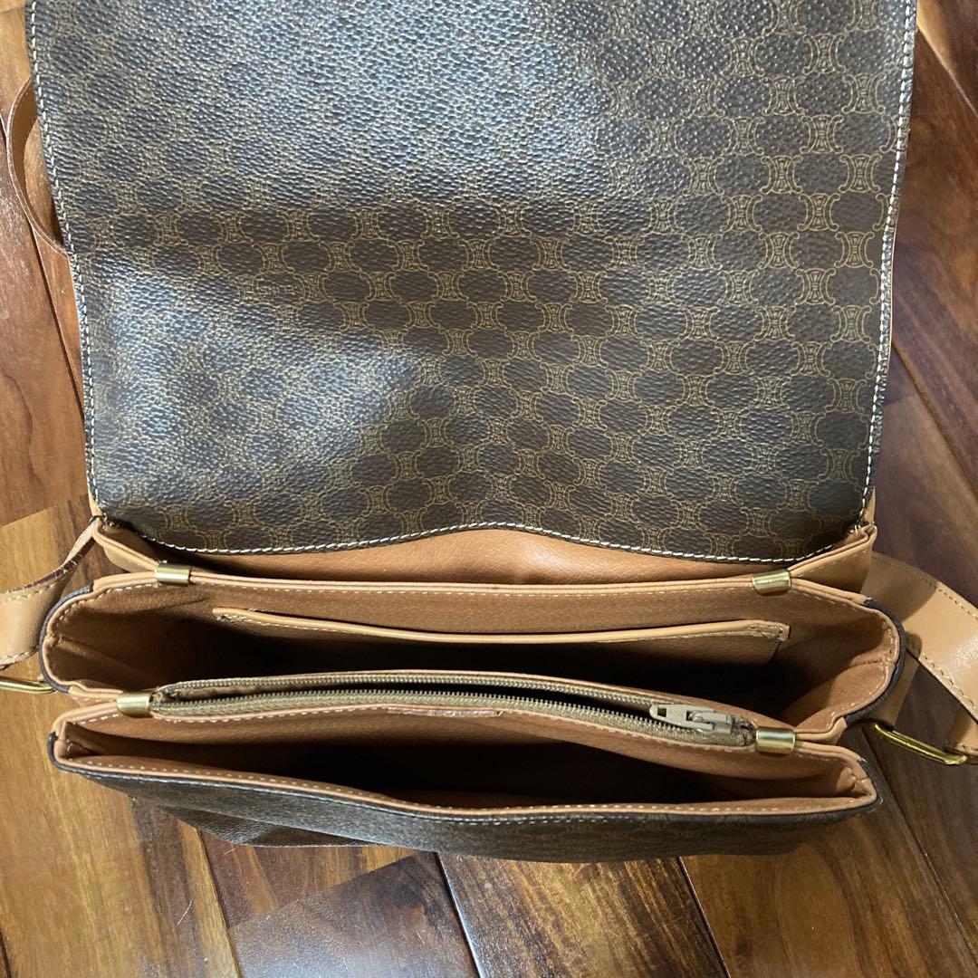 セリーヌ　ショルダーバッグ