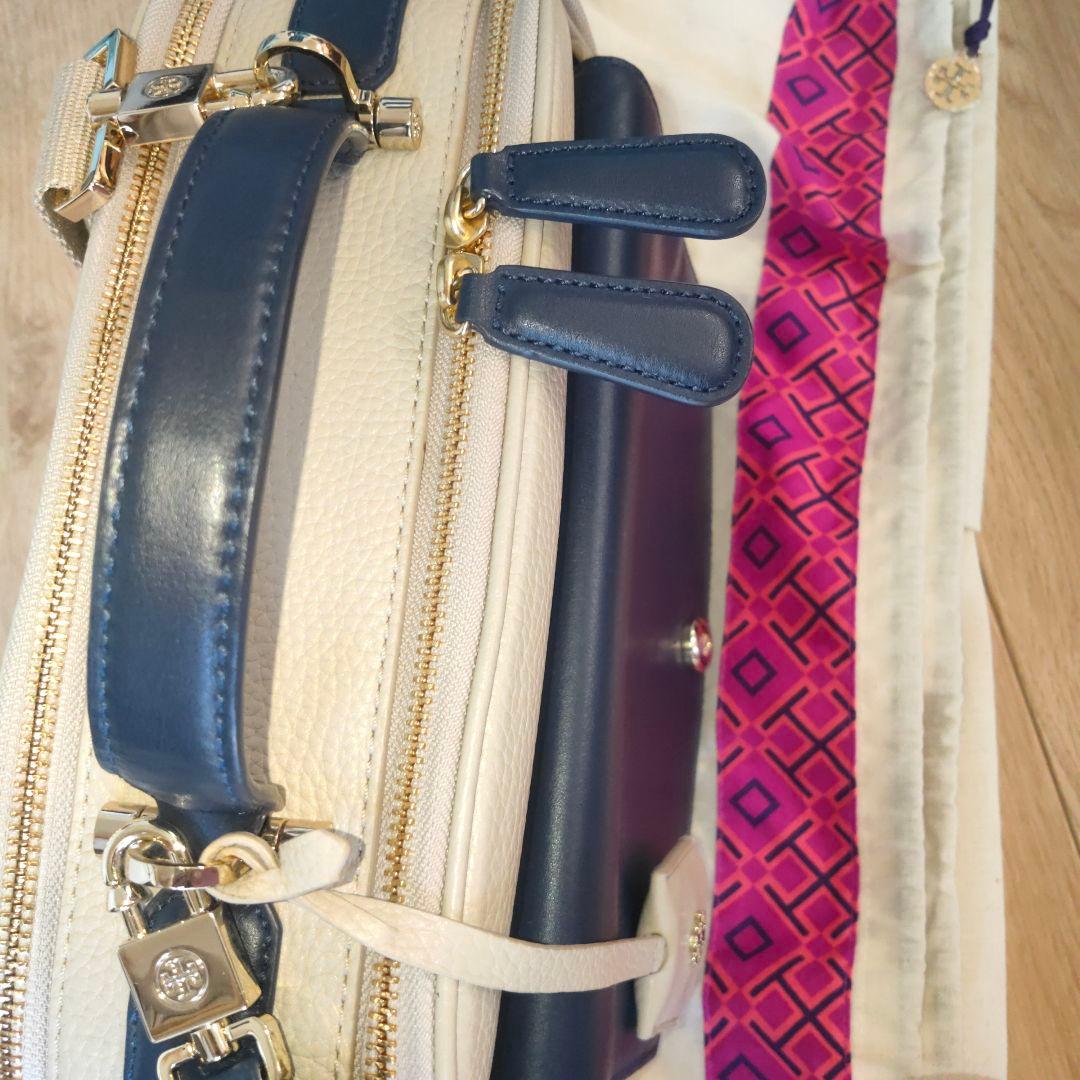 週末SALE✮　トリバーチ 新品　ショルダー レザー