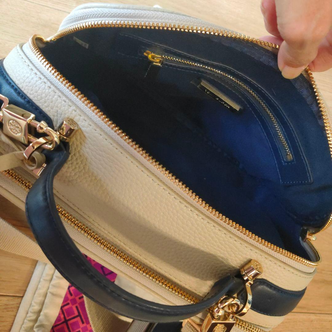 週末SALE✮　トリバーチ 新品　ショルダー レザー