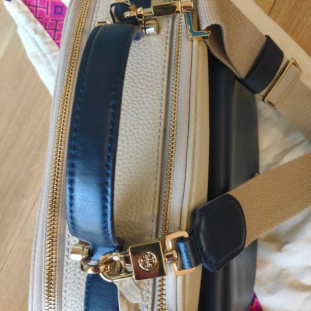 週末SALE✮　トリバーチ 新品　ショルダー レザー