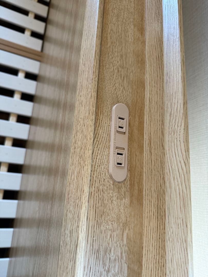 木製シングルベッドフレーム 収納付き　ニトリ