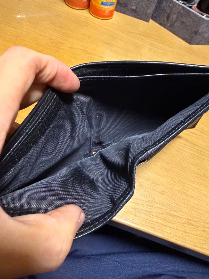 n*o様 GUCCI グッチ ブラックレザー 二つ折り財布