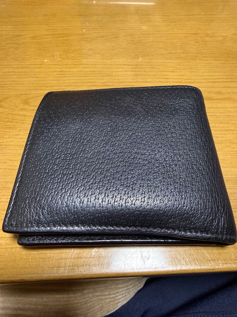 n*o様 GUCCI グッチ ブラックレザー 二つ折り財布
