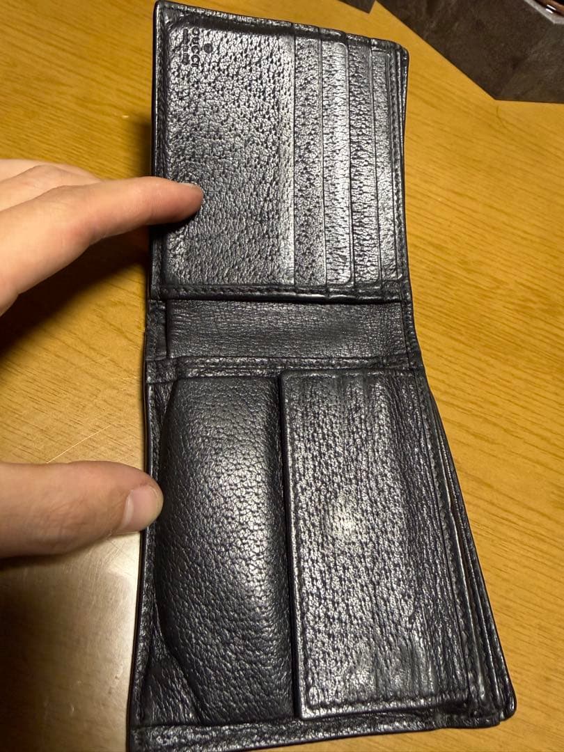 n*o様 GUCCI グッチ ブラックレザー 二つ折り財布