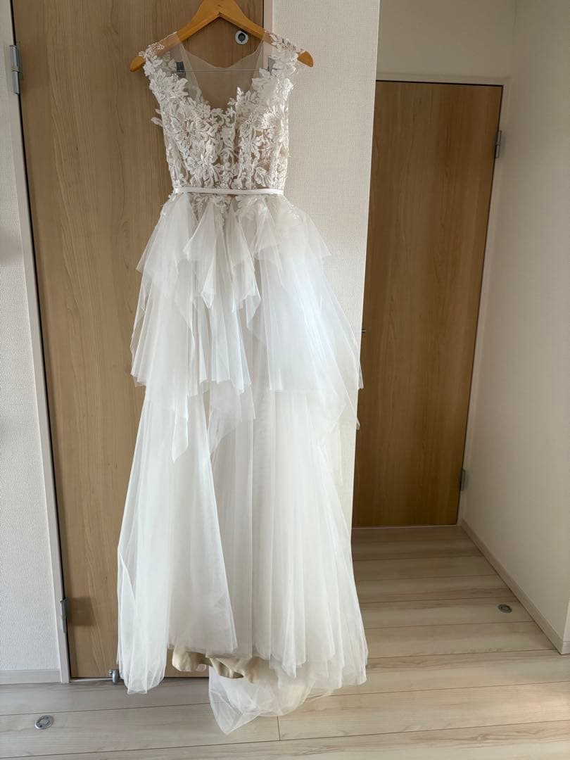 アーバンブランシュ　ウェディングドレス　WD64