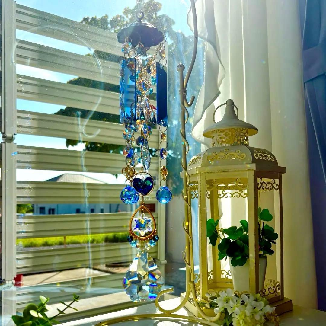 アラベスク✩.*˚ SWAROVSKIシャンデリア風サンキャッチャー