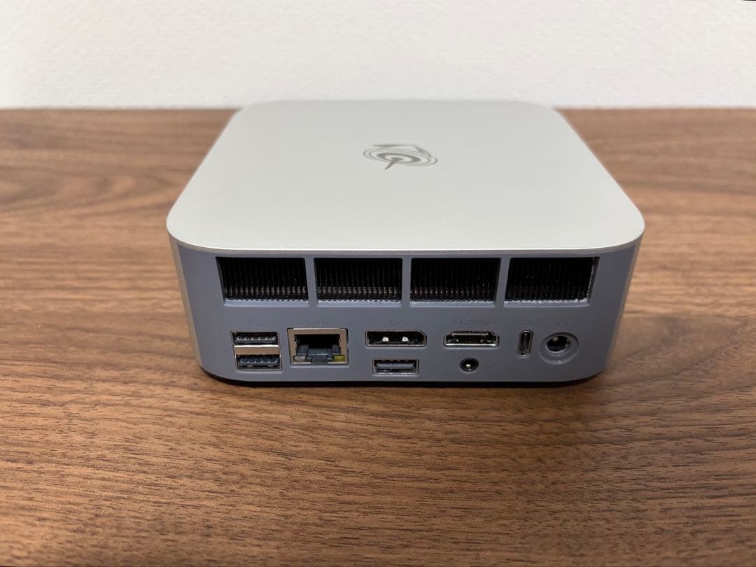 Beelink SER8 Ryzen7 8845HS シルバー