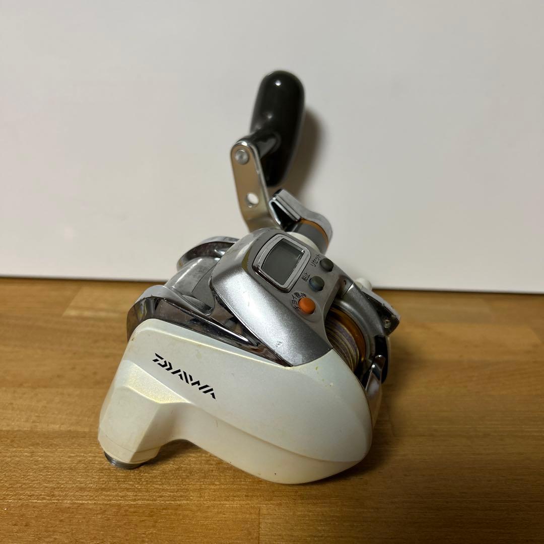 ダイワ 電動リール ホワイト/シルバー