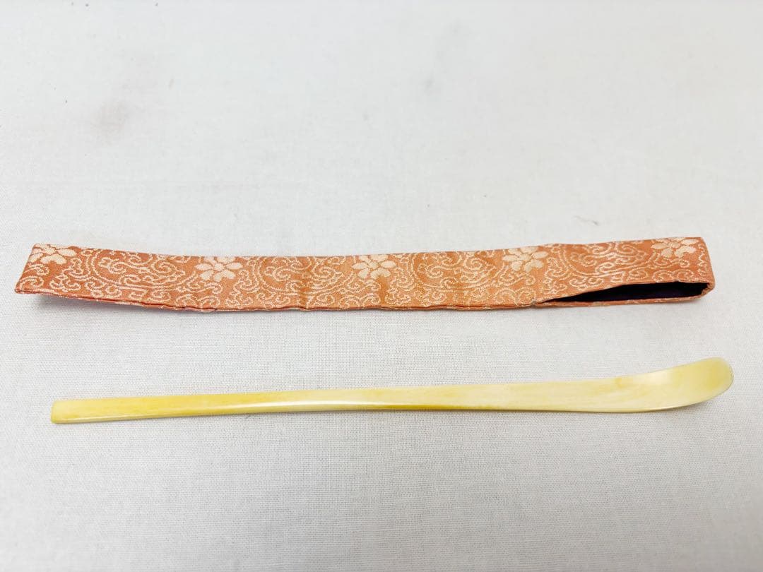 未使用 茶道具 木製黒真塗 花丸蒔絵 茶箱セット 茶器揃え 紙箱