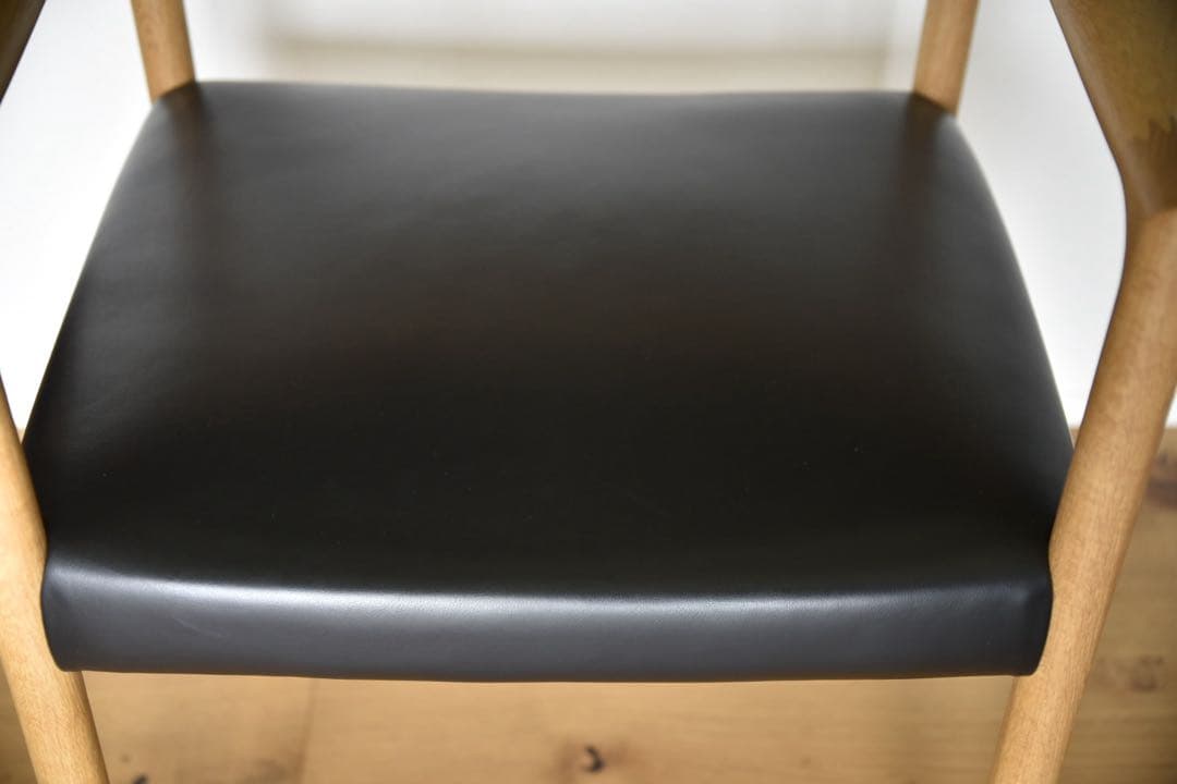 オーク材本革アームチェア　(検索) ウェグナー　J.Lモラー　デンマーク 北欧