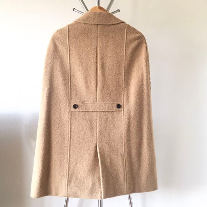 あ*ら様 AKIRA NAKA /アキラナカ コラボ ケープコート