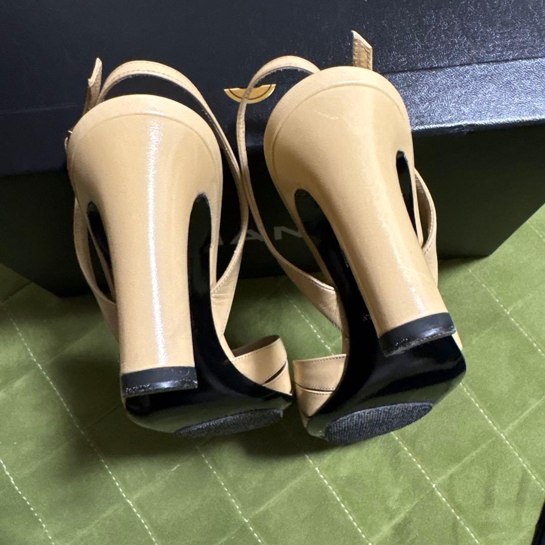 シャネル　バイカラーパンプス　35ハーフ　お値下げ