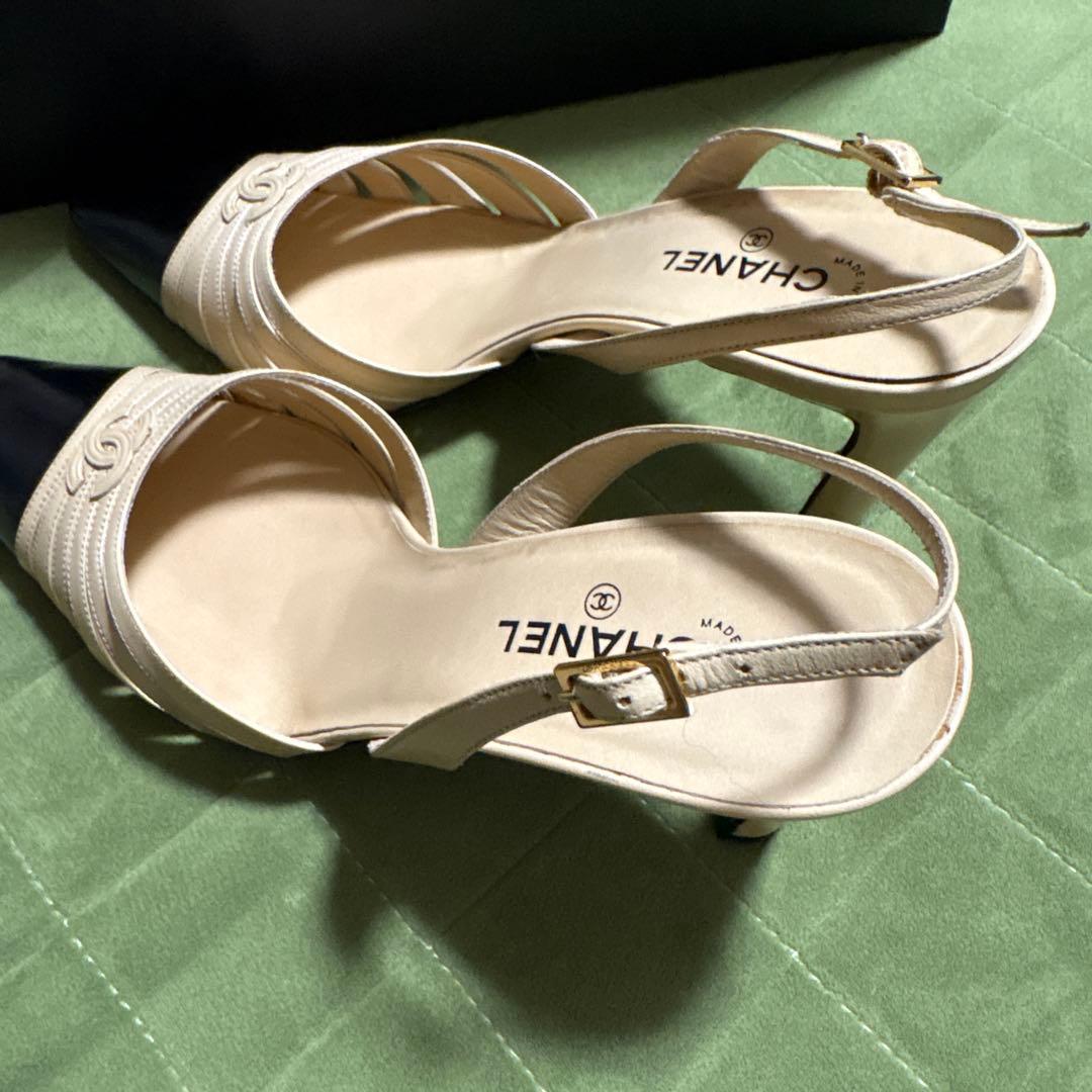 シャネル　バイカラーパンプス　35ハーフ　お値下げ