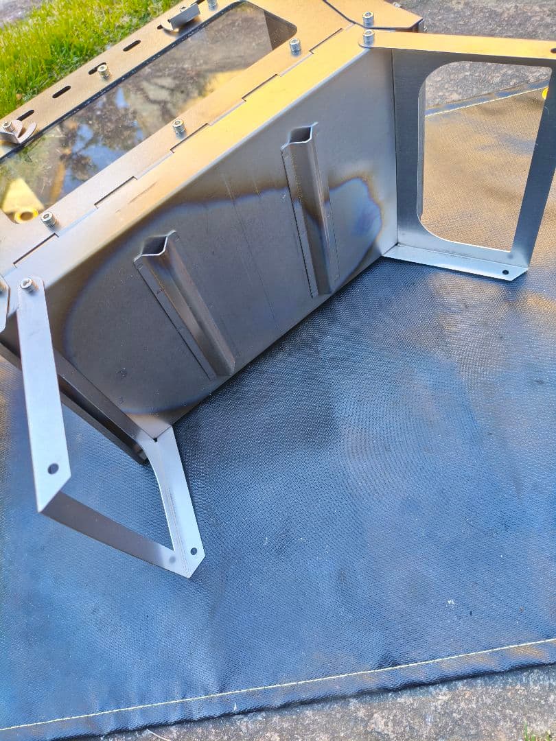 チタン製 薪ストーブ 3面ガラス窓付き 煙突2m 火入れのみ！