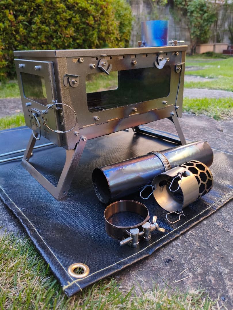 チタン製 薪ストーブ 3面ガラス窓付き 煙突2m 火入れのみ！