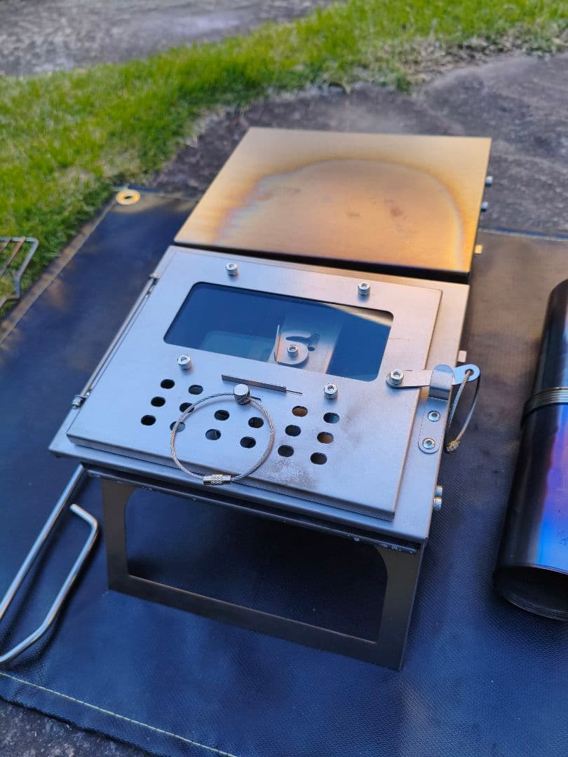 チタン製 薪ストーブ 3面ガラス窓付き 煙突2m 火入れのみ！