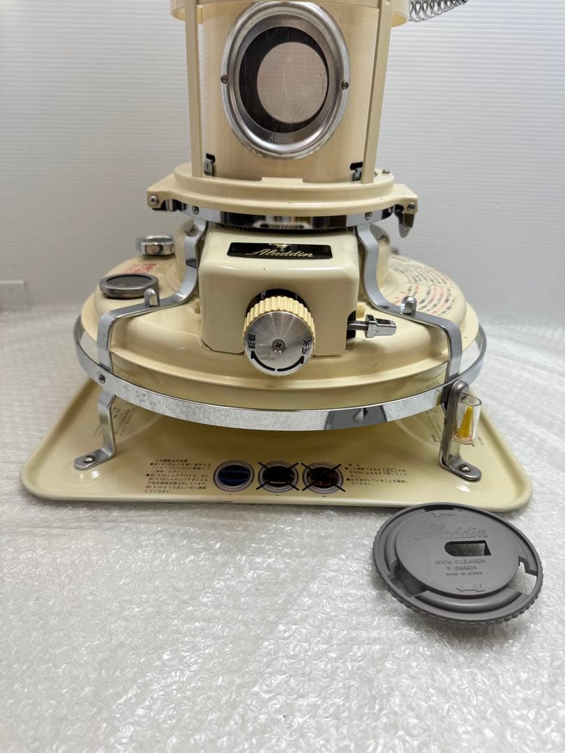 3*8様 Aladdin 石油ストーブ クリーム色