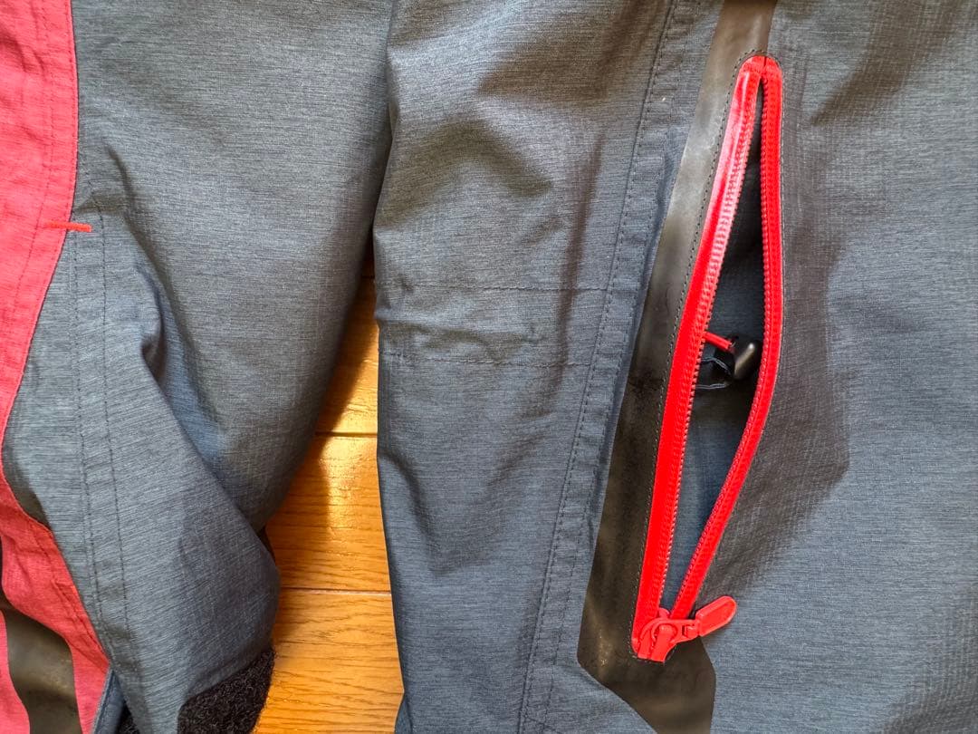 クシタニ・ウインターアメニタジャケット　Mサイズ