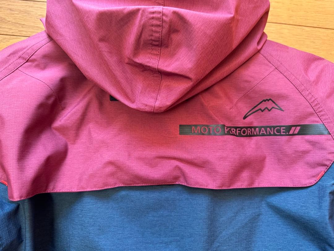 クシタニ・ウインターアメニタジャケット　Mサイズ