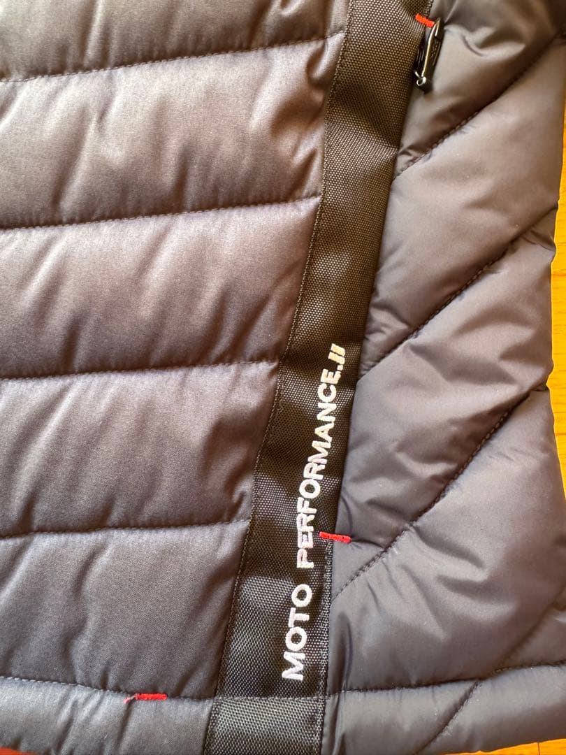 クシタニ・ウインターアメニタジャケット　Mサイズ