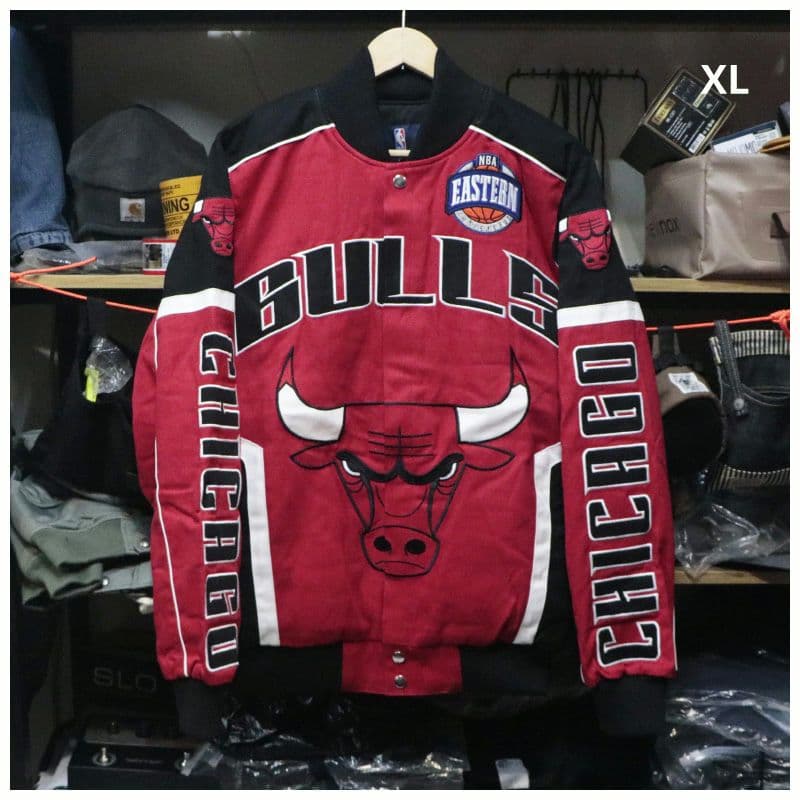 激レア NBA シカゴ ブルズ 刺繍 スタジャン ジャケット XL